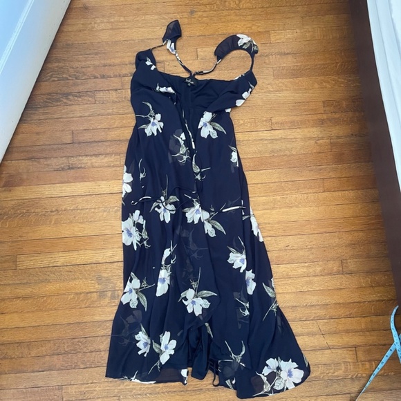 Lulus Floral Navy Blue Beautiful Wrap Dress Sz Small - Picture 5 of 10